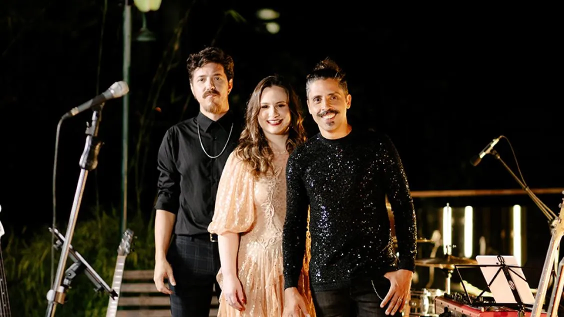 Cobra Coral canta Clube da Esquina no Palácio das Artes