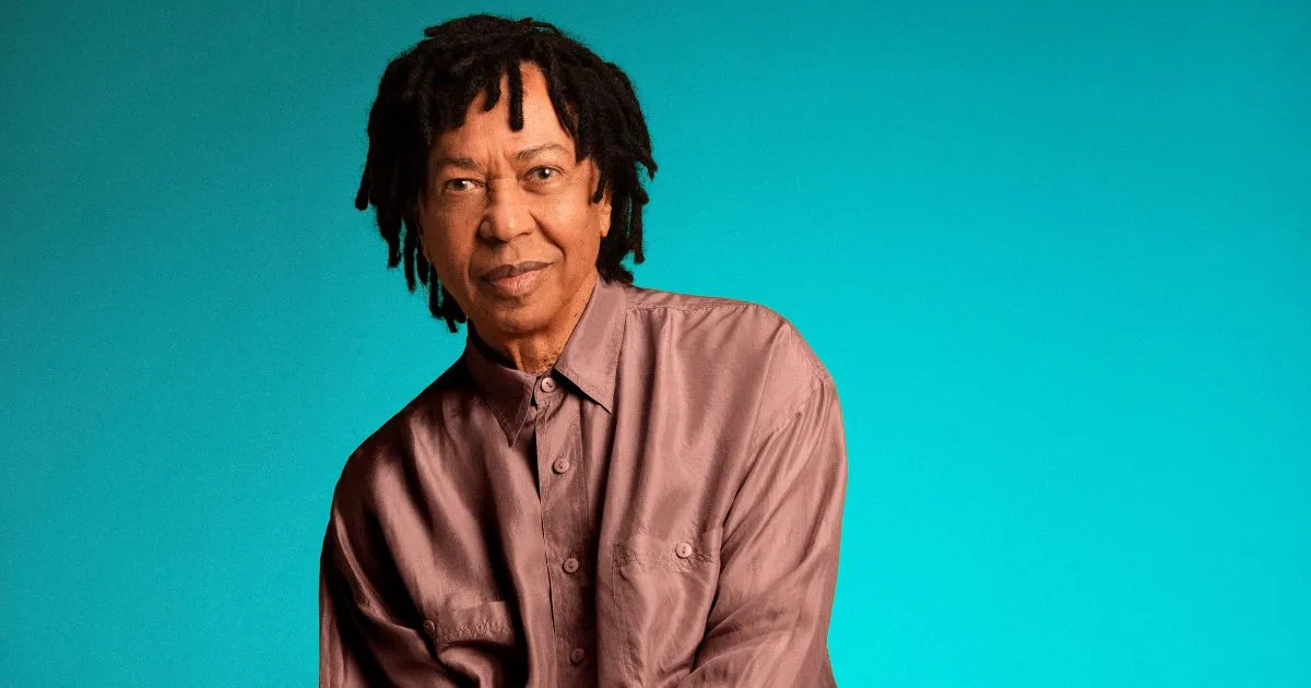 Djavan celebra 50 anos de carreira com show na Arena MRV em julho