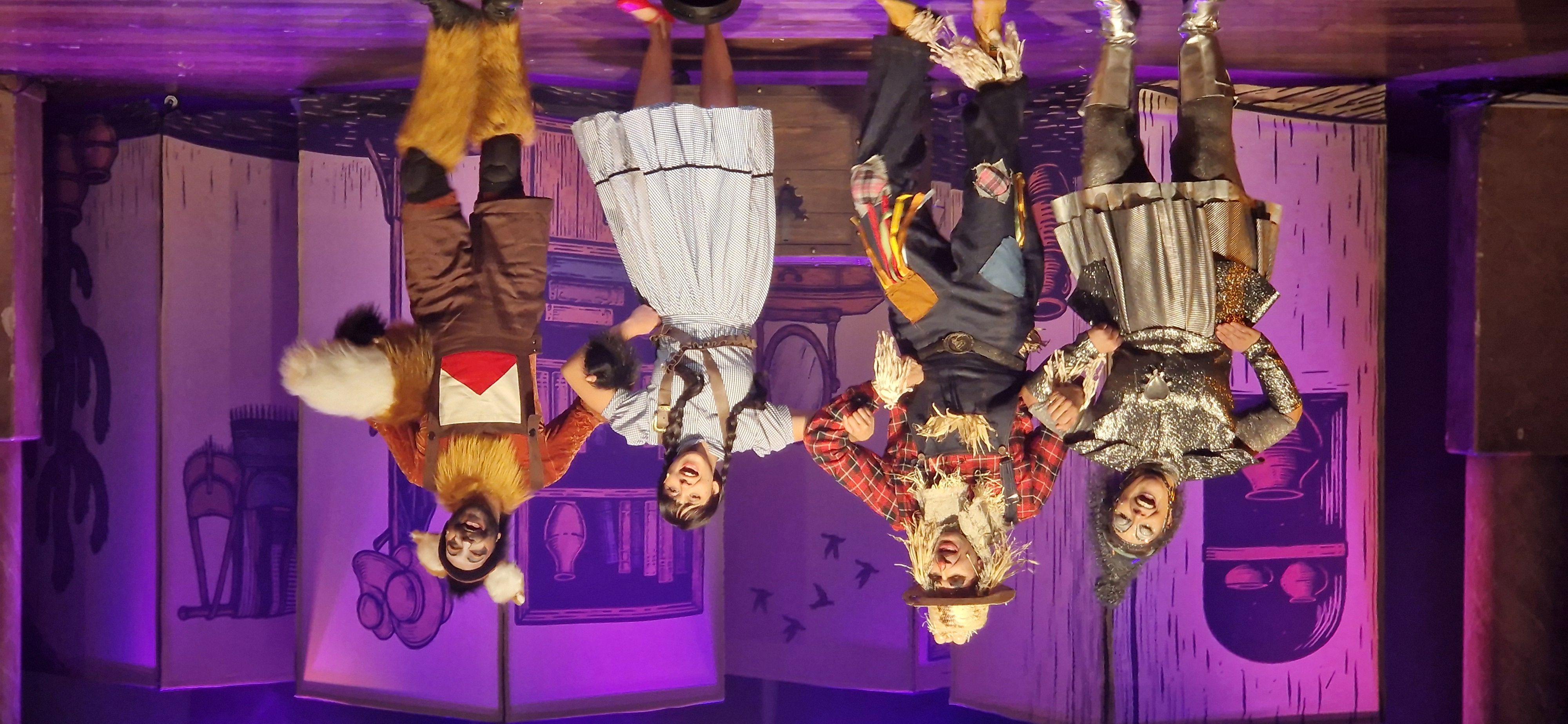 Musical "Maria Bonita na Cidade de Oz" em turnê por 5 cidades do Centro-Oeste de MG