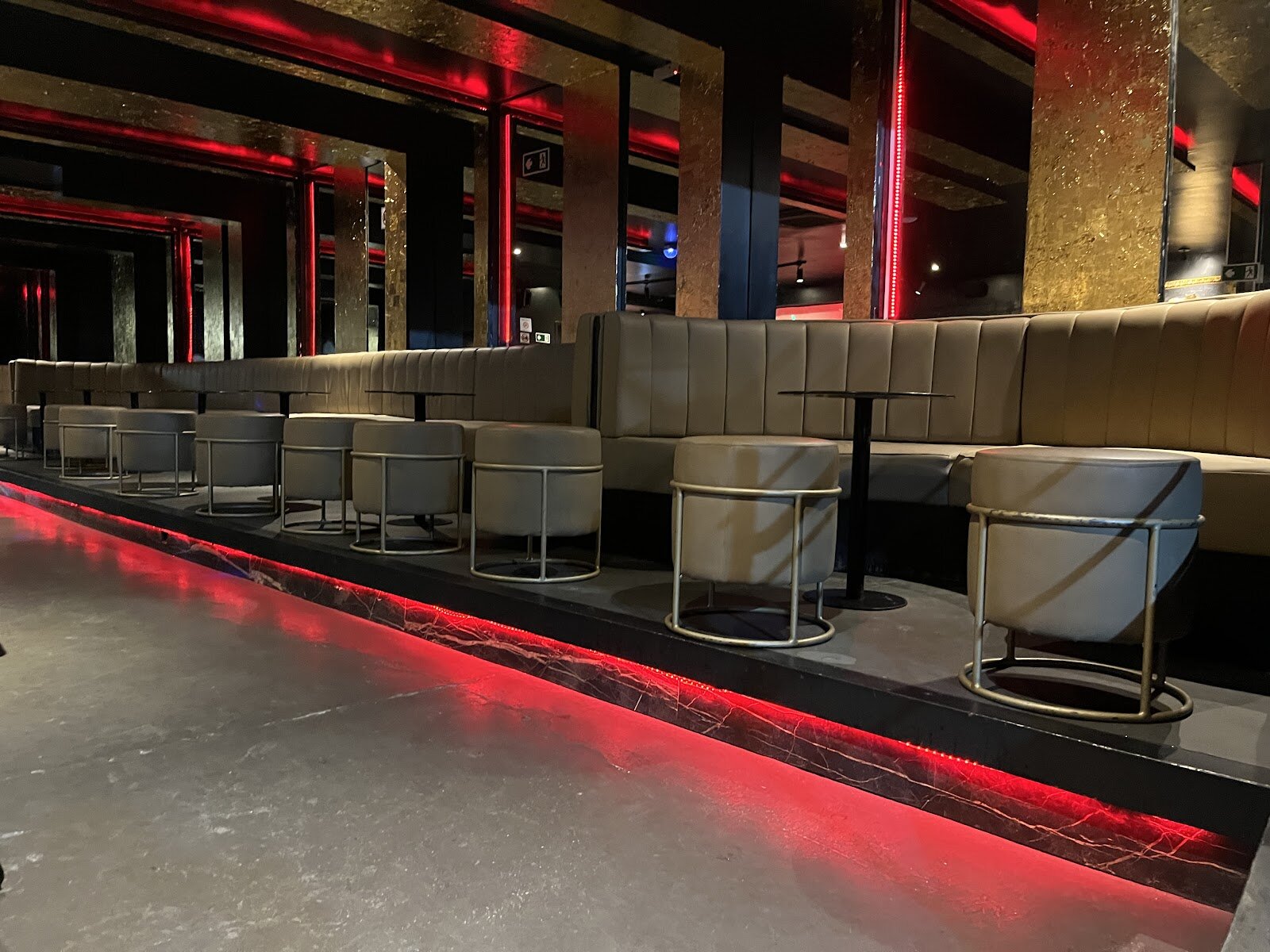 Crystal Night Club — foto do ambiente