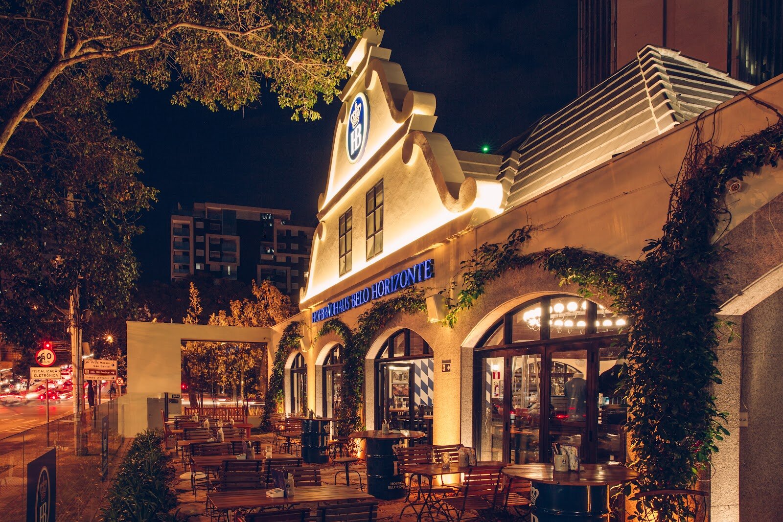 Hofbräuhaus Belo Horizonte — foto do ambiente