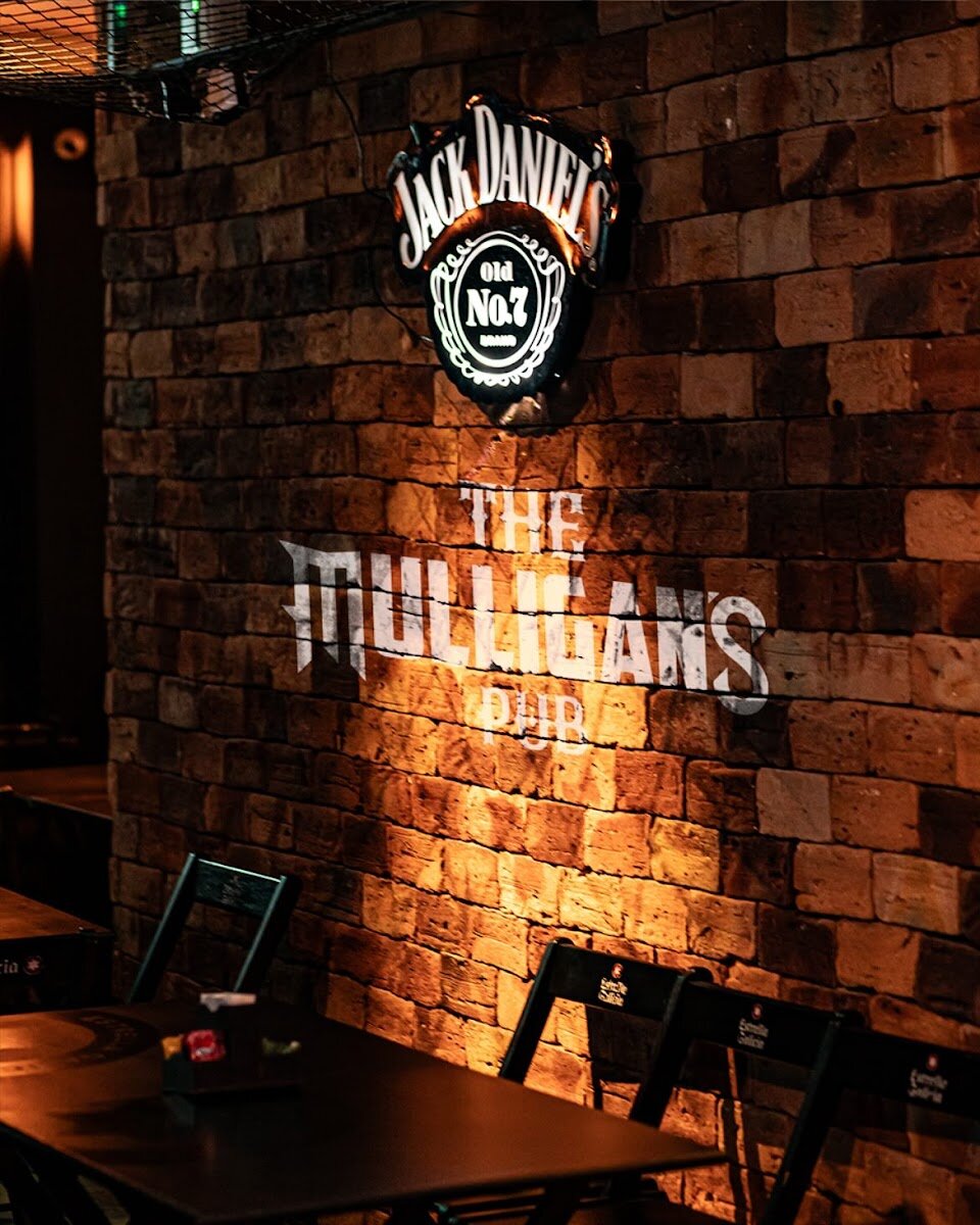 Mulligan's Pub