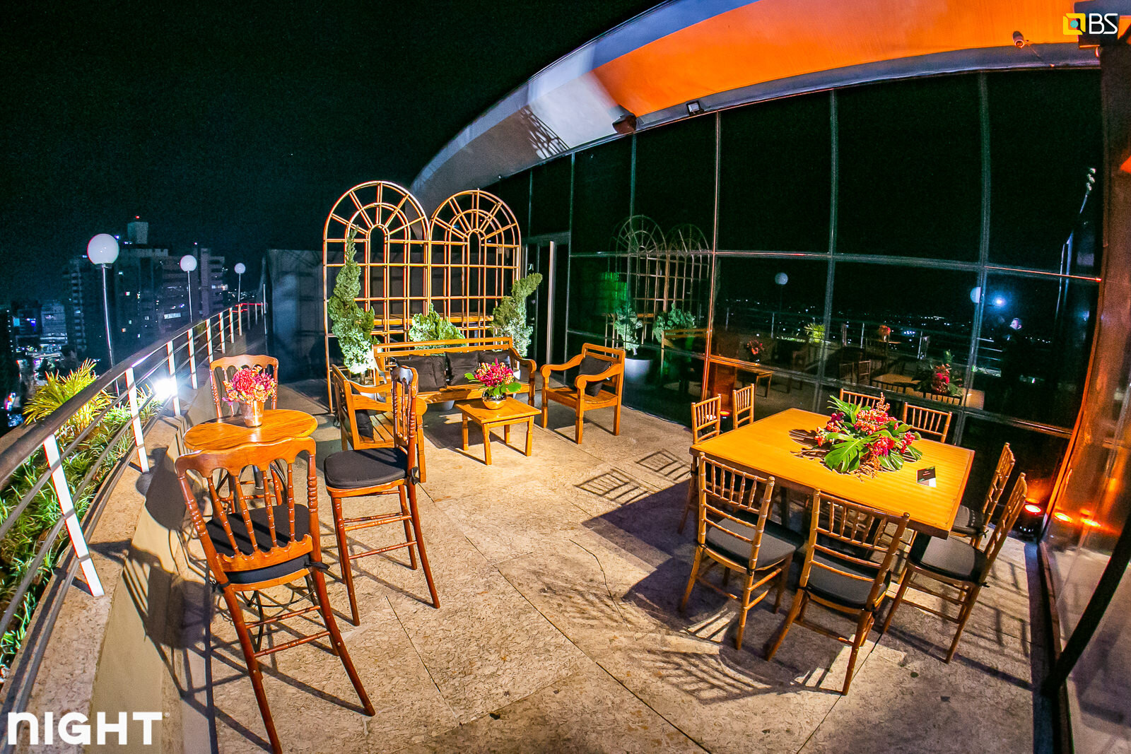 Night Market Rooftop — foto do ambiente