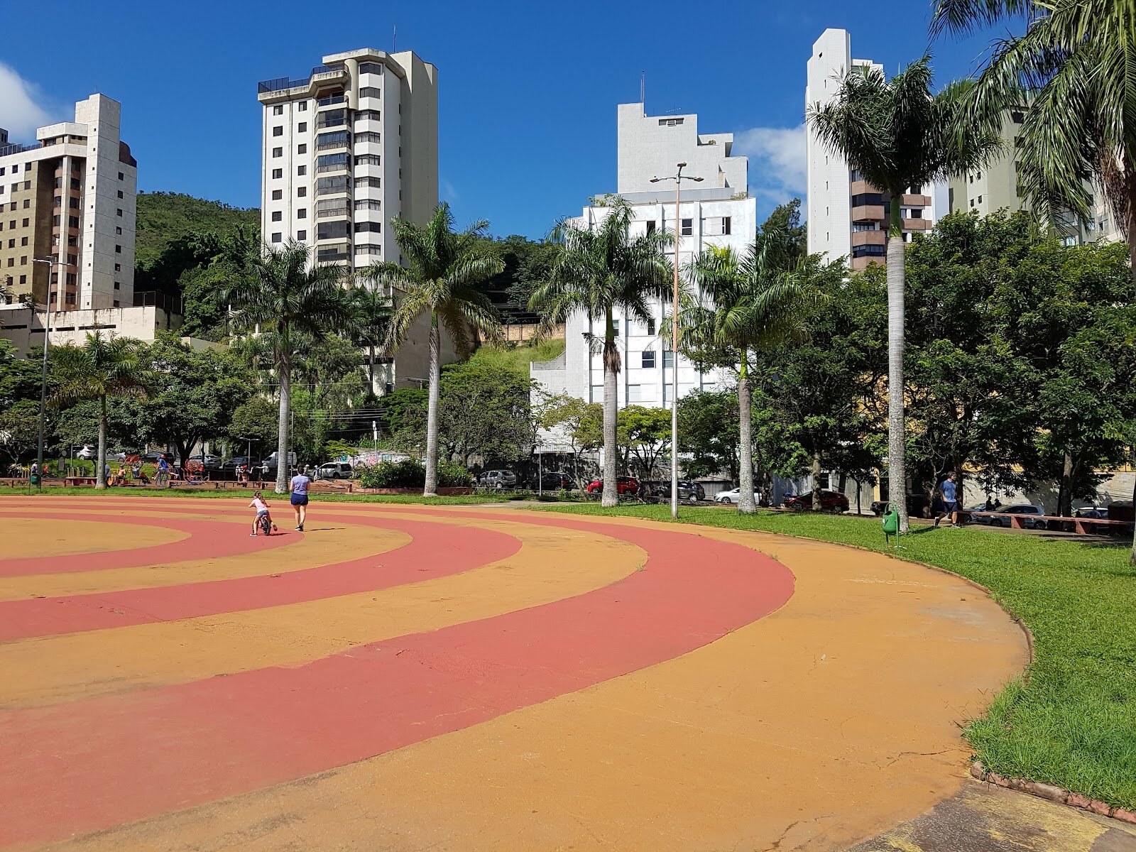 Parque JK (Praça JK Sion)