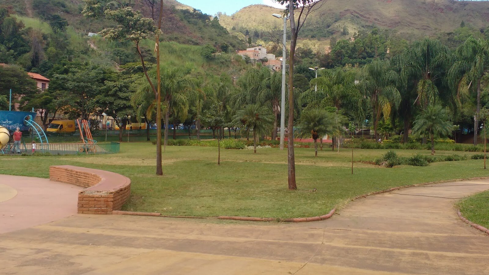 Parque JK (Praça JK Sion) — foto do ambiente