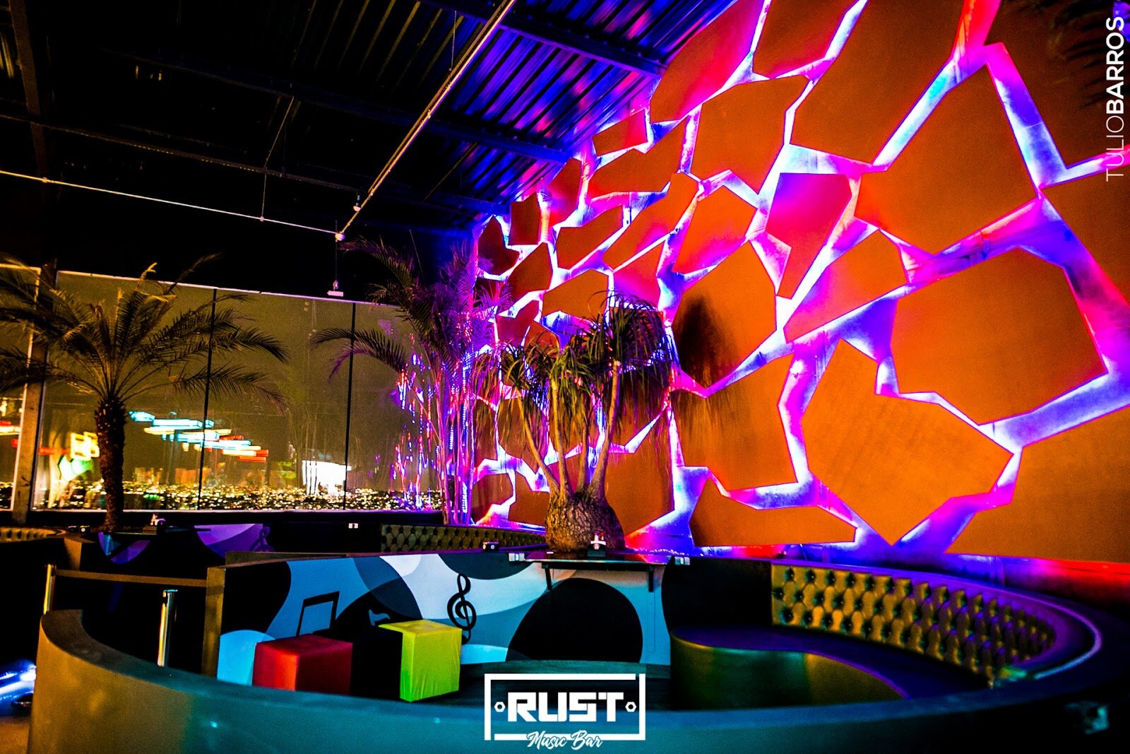 Rust Music Bar — foto do ambiente