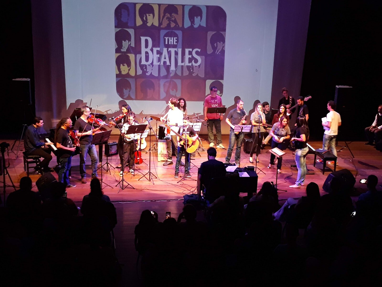 Teatro Raul Belém Machado