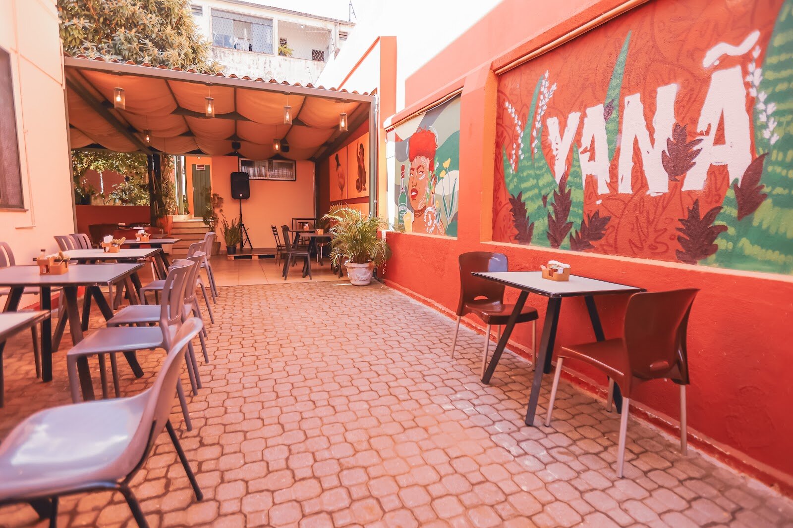 Yanã Espaço Cultural