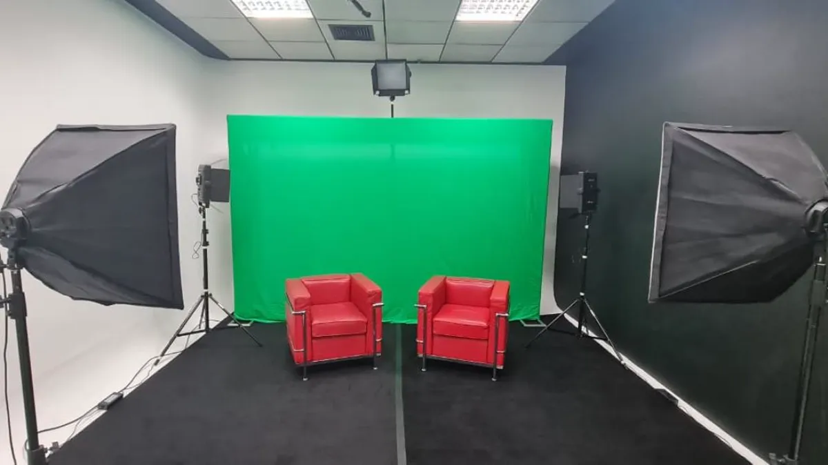 ESTÚDIO AUDIOVISUAL - SESSÃO DEZ4MEIA