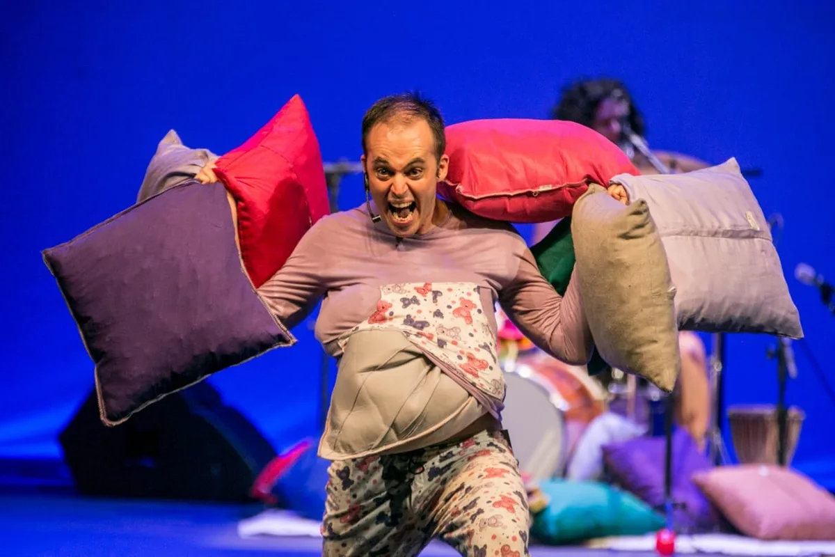 Mostra Cine Brasil De Teatro Infantil Apresenta A Festa Do Pijama